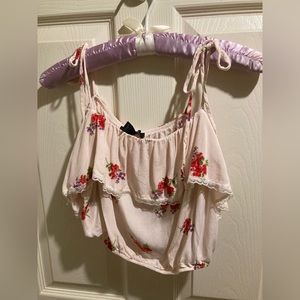 Flowy and Flowery Ruffled Strappy Cami Top - Forever 21 - Size L